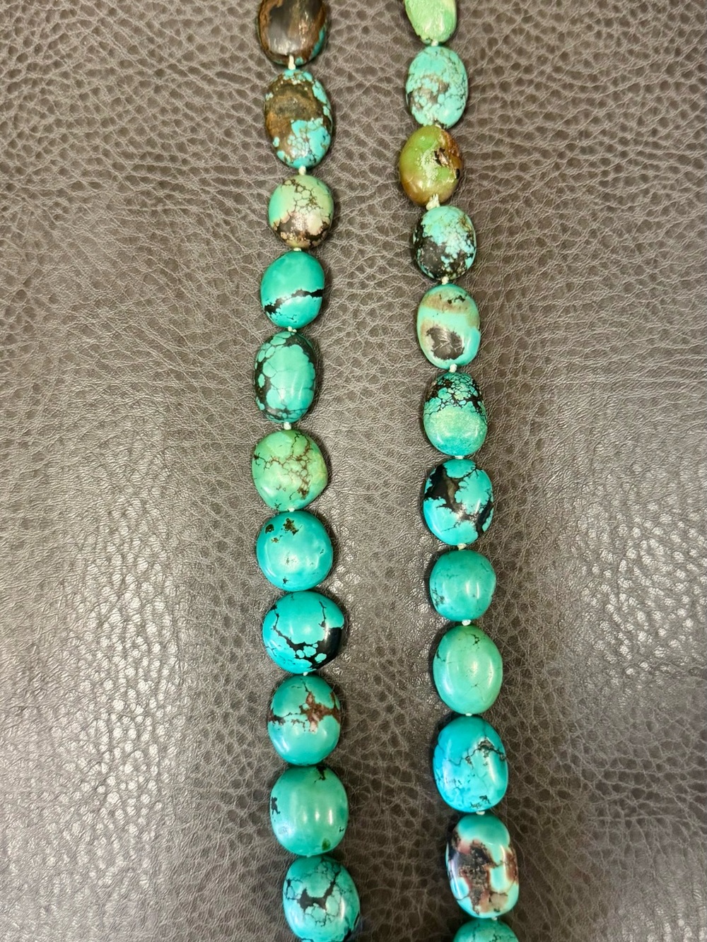 Turquoise Bead Necklace - Vibrant Blue-Green Statement - Picture 4 of 9